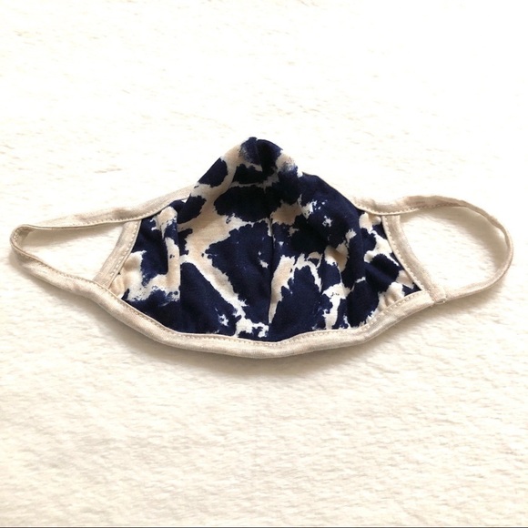 🔴 5 for $10 ONE Abstract Design Blue Cream Face Mask - Picture 6 of 7